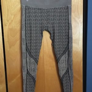 ‼️SOLD ‼️ NWOT NUX legging